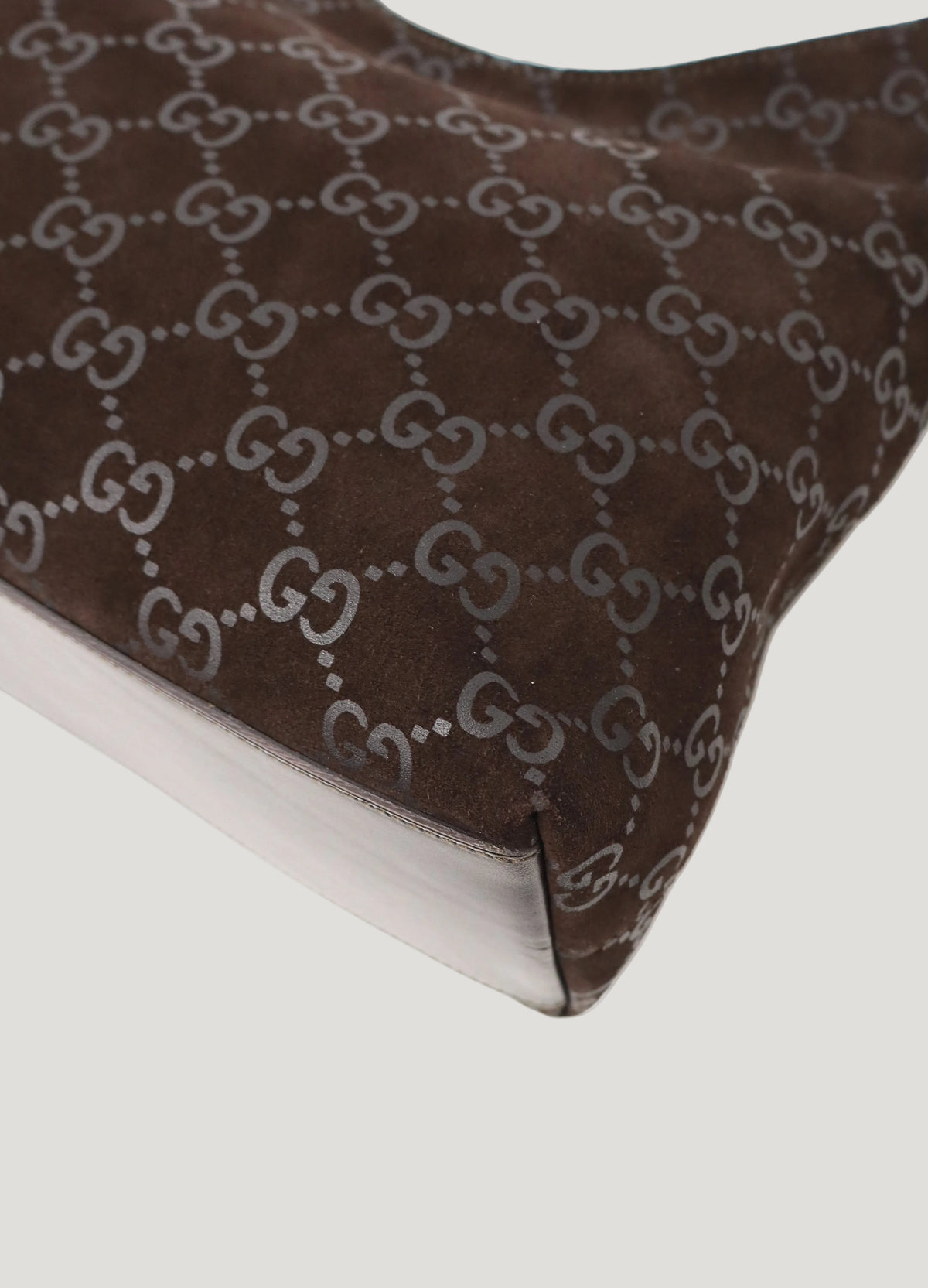 GGスエードワンショルダーバッグ