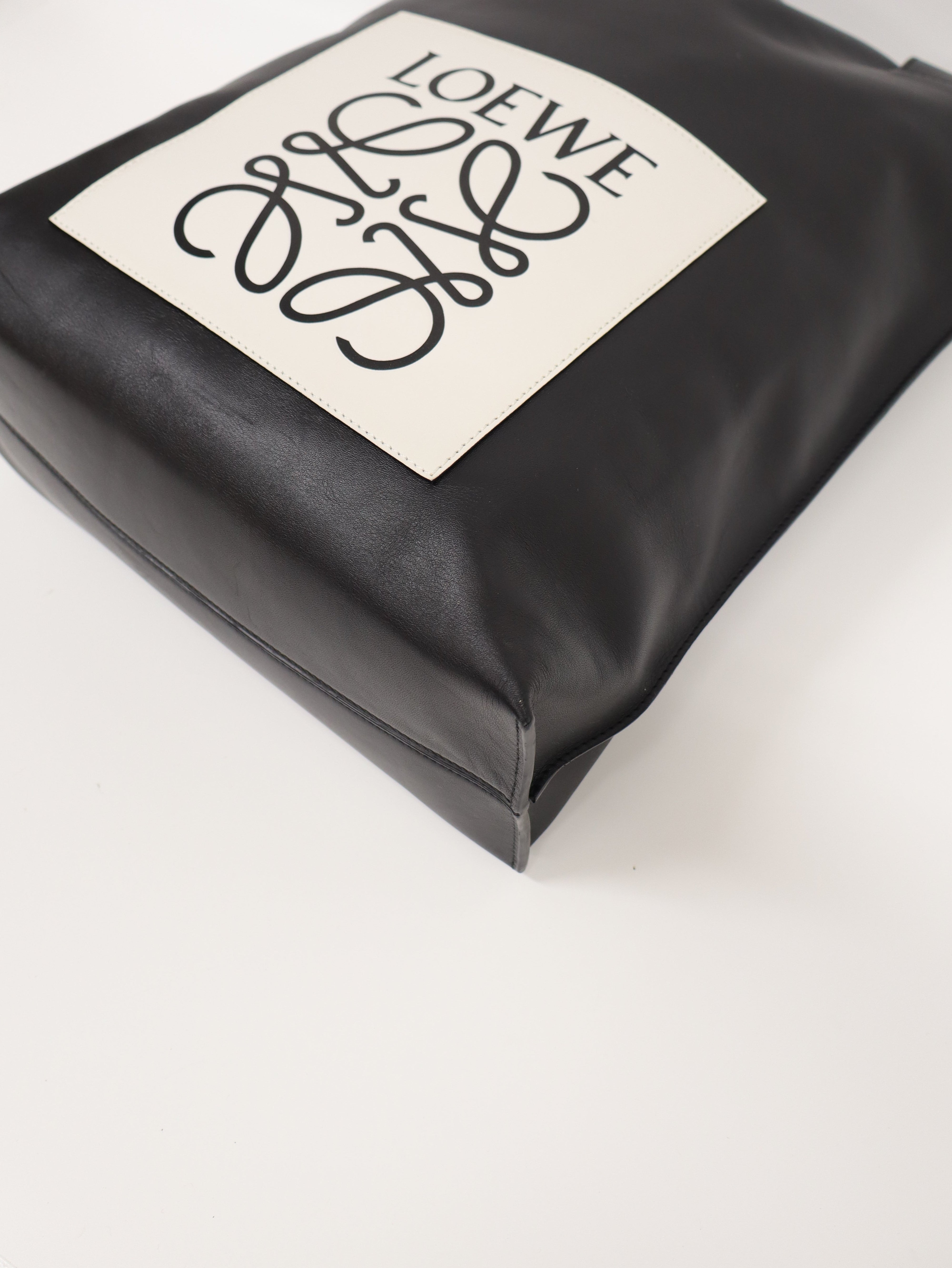 Anagram leather tote bag