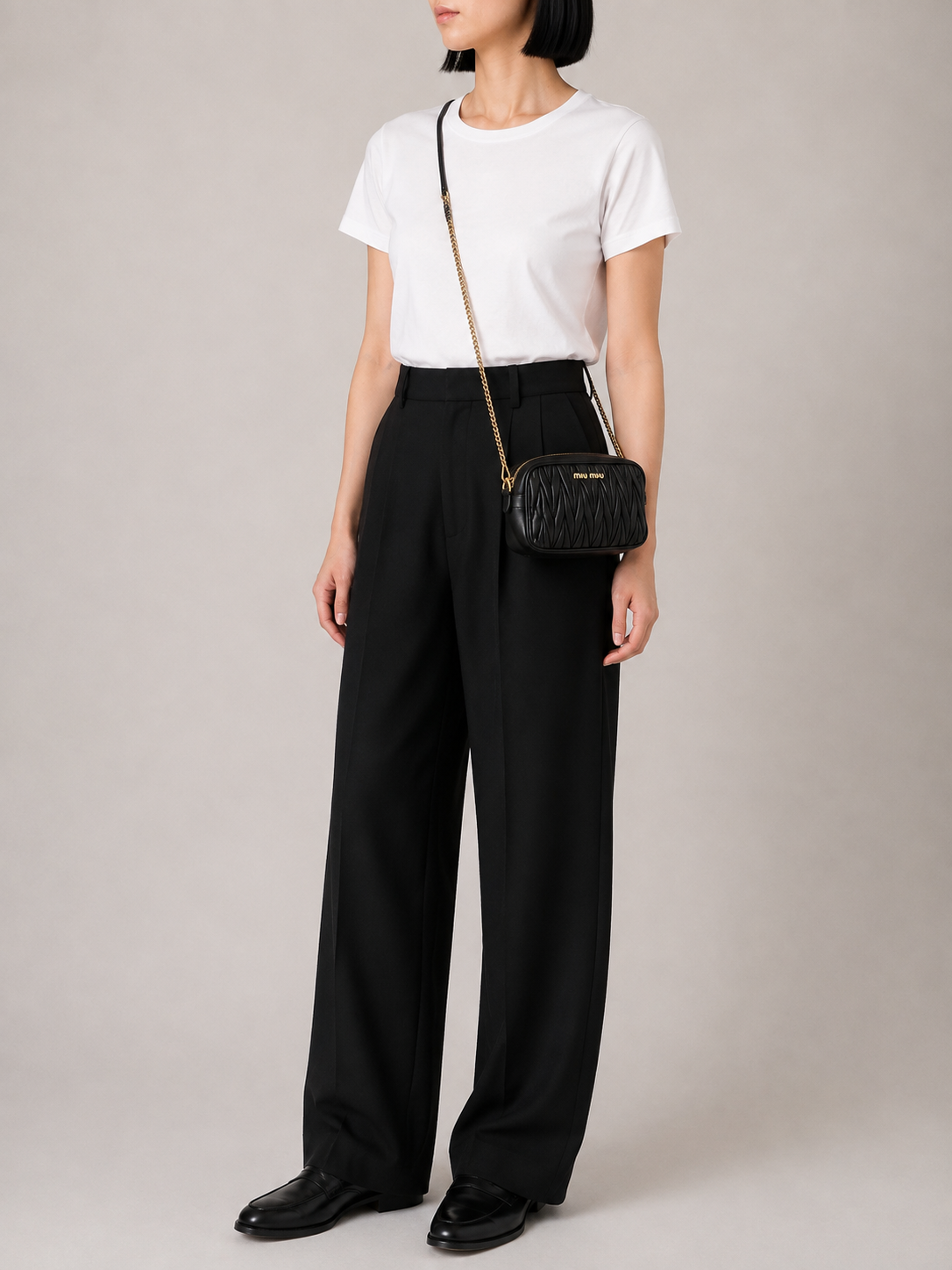 Matelassé Chain Shoulder Bag