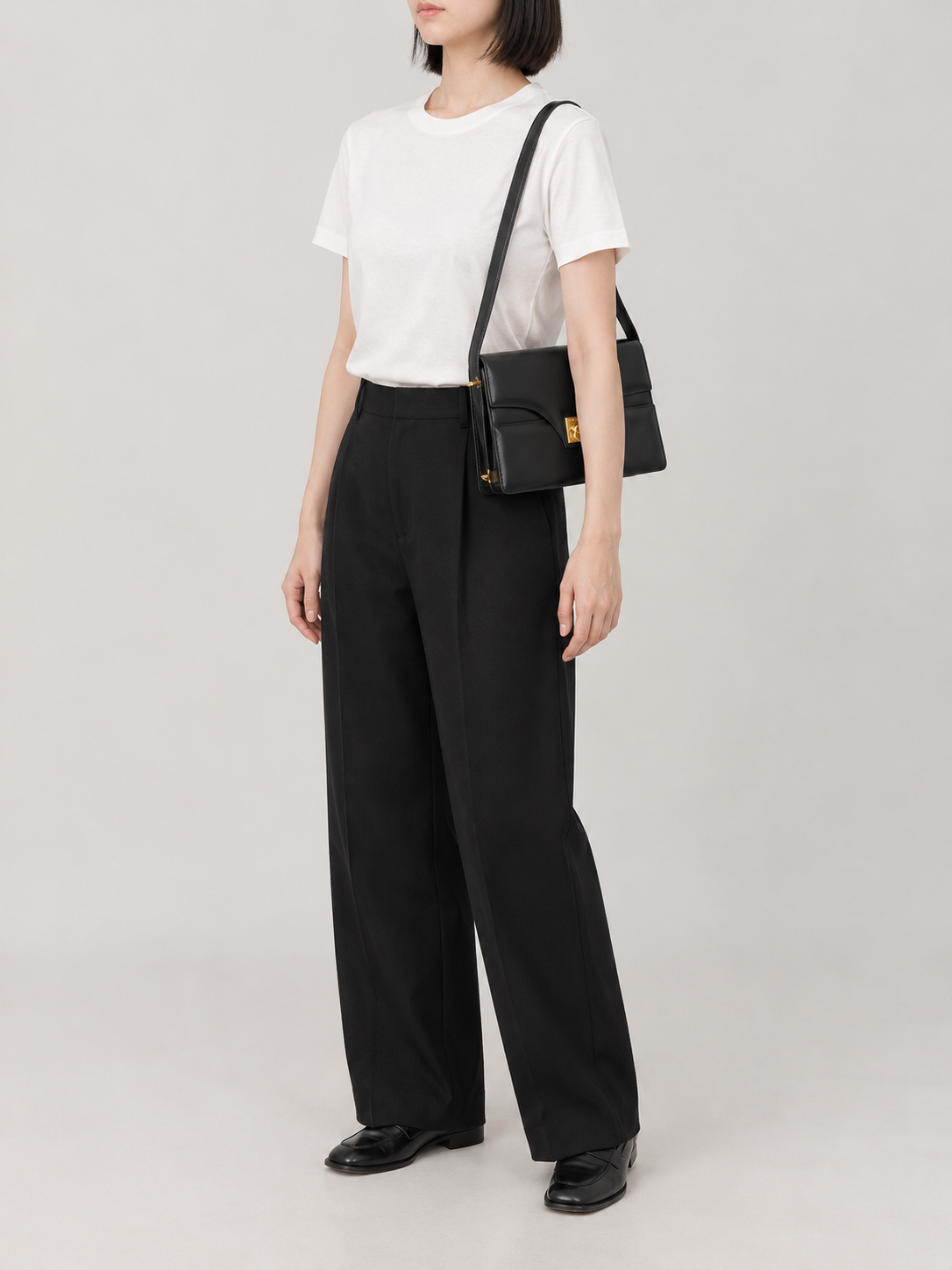 Gancini Hardware Leather One Shoulder Bag