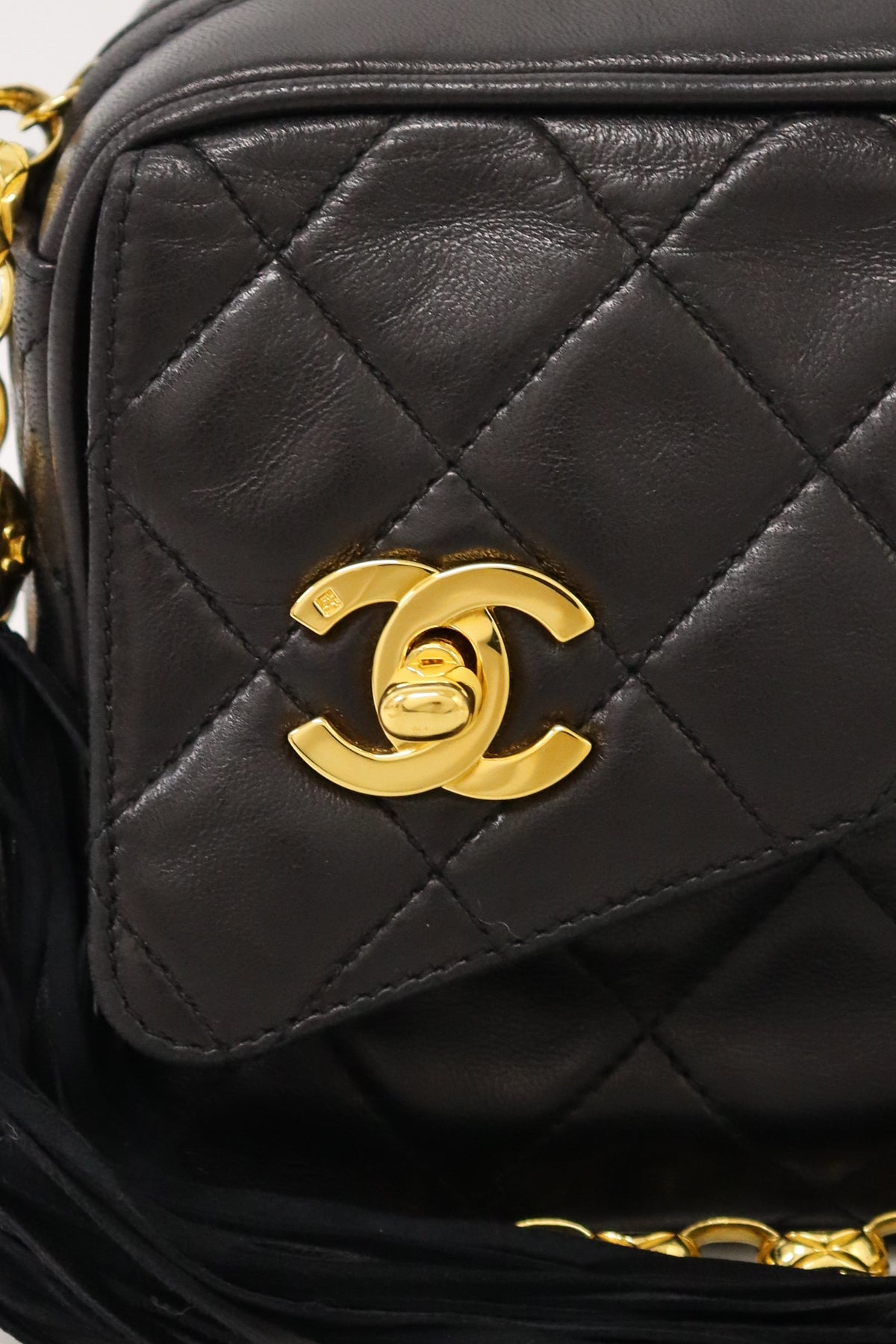 COCO Turn-Lock Chain Shoulder Bag