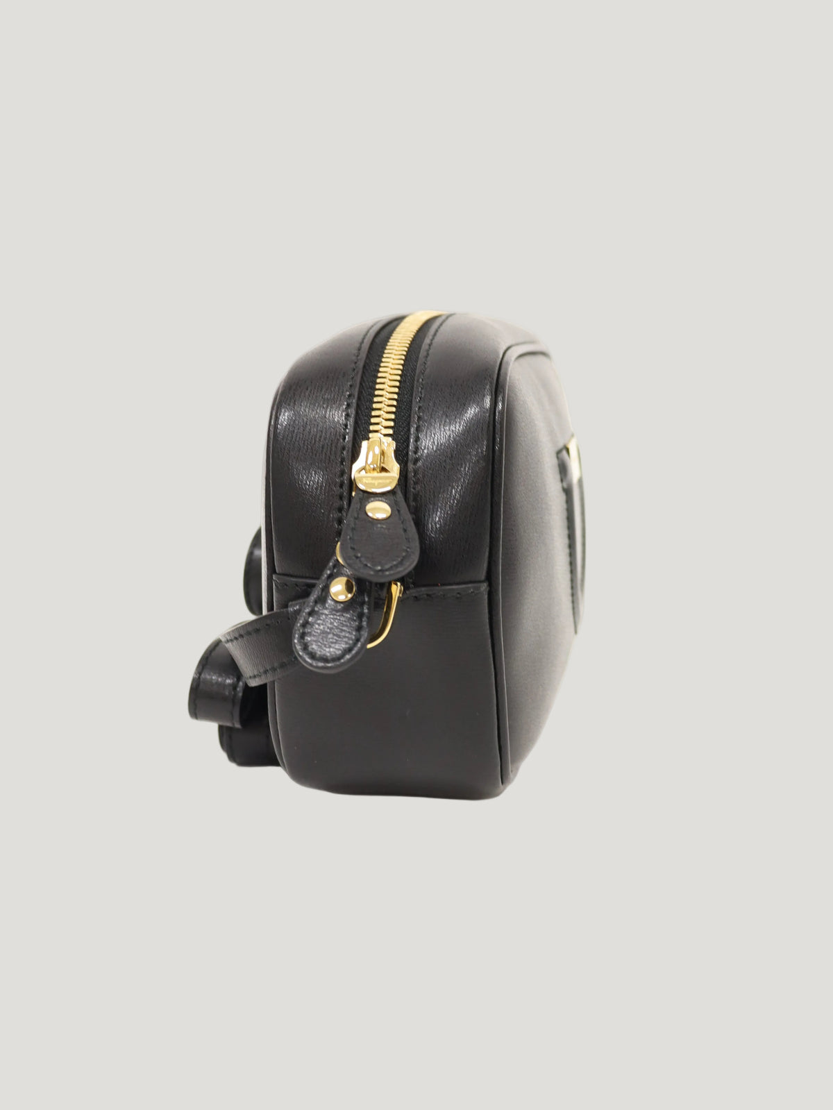 ロゴ金具レザーショルダーバッグ
