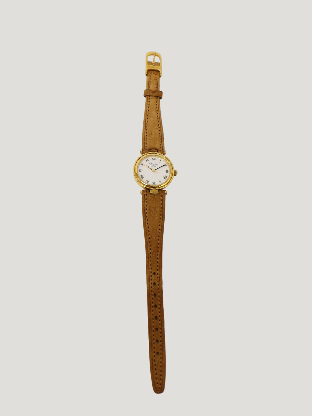 Round bezel watch