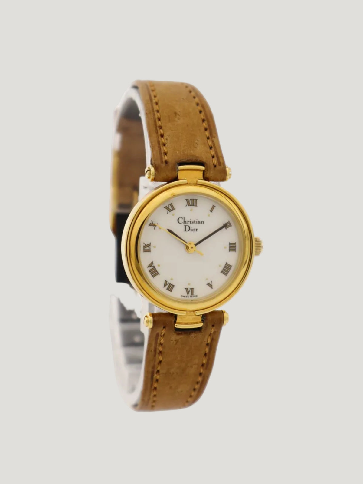 Round bezel watch