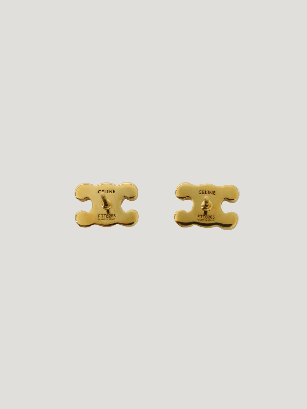 トリオンフピアス