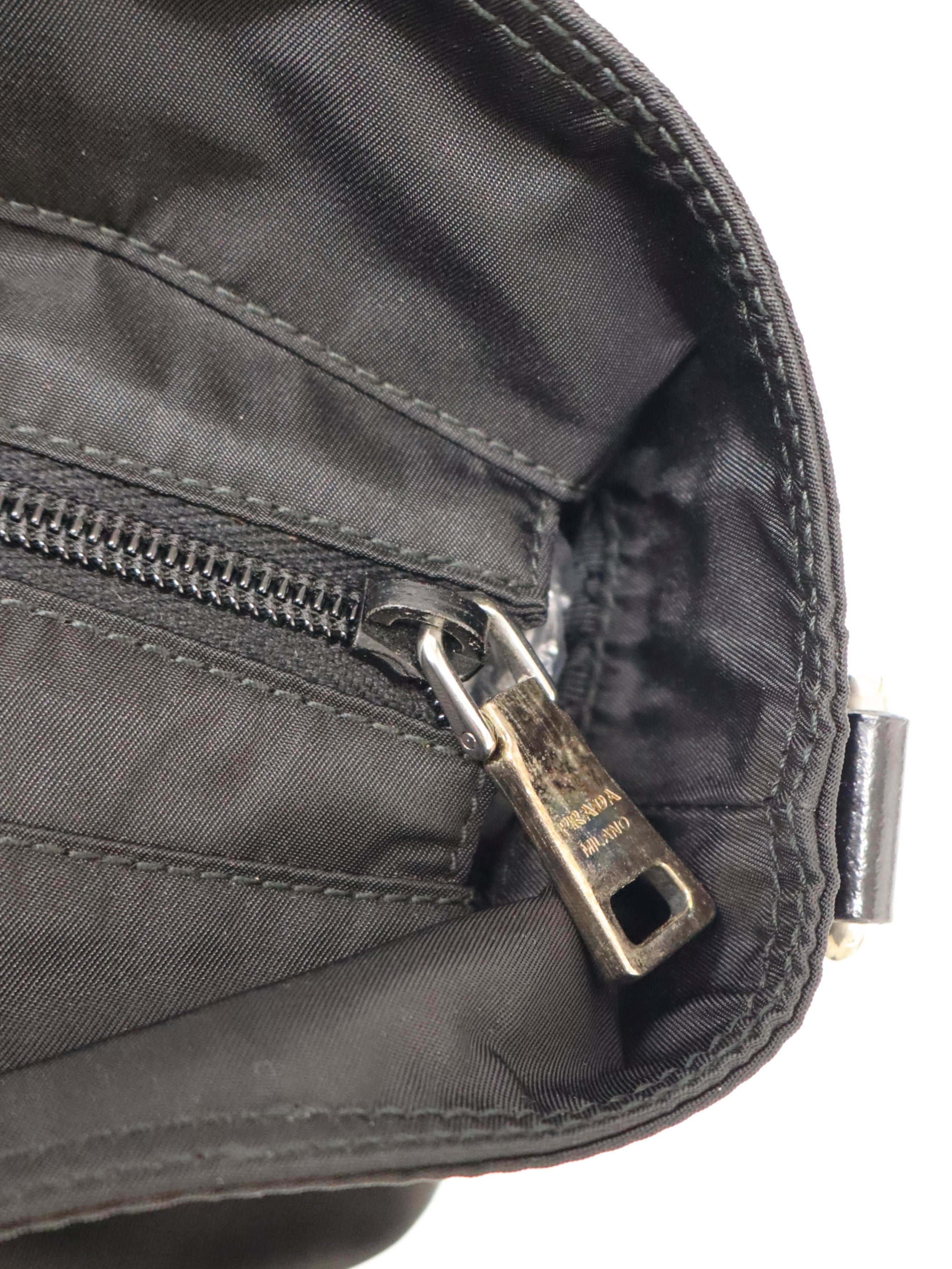 三角ロゴ金具ナイロン2Wayバッグ – Hedy