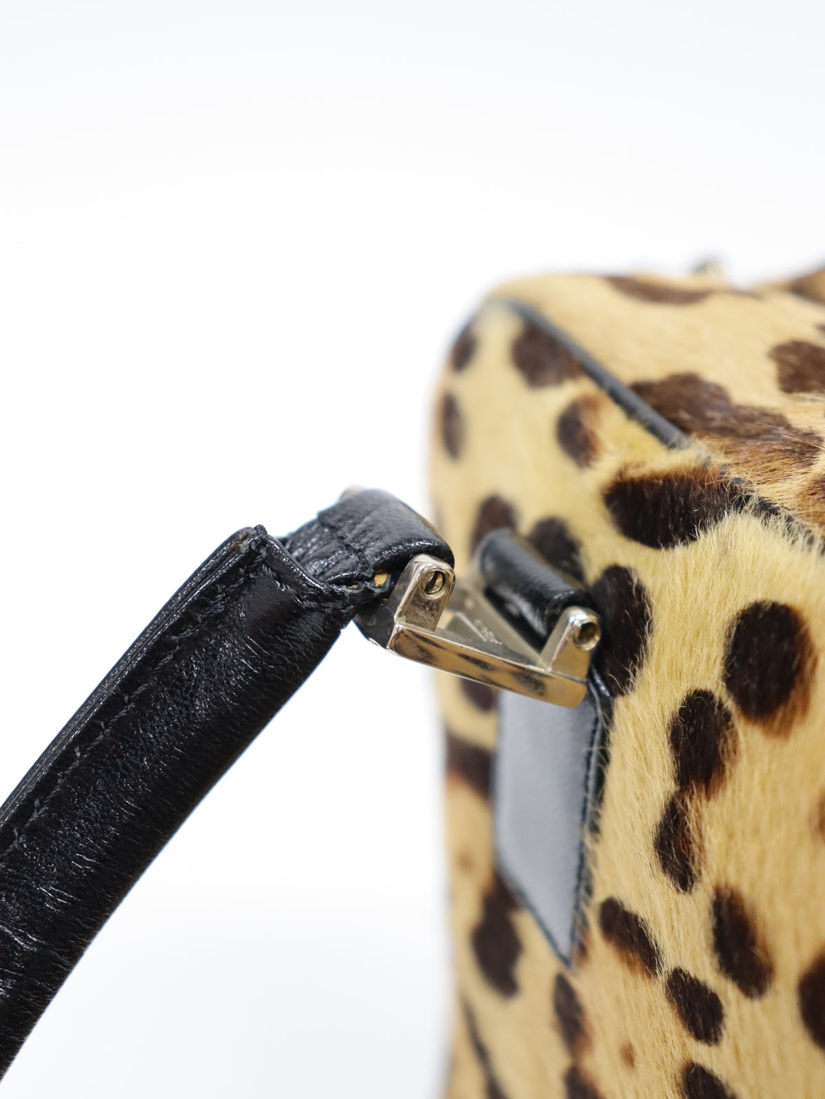 Hair-on hide 2-way bag