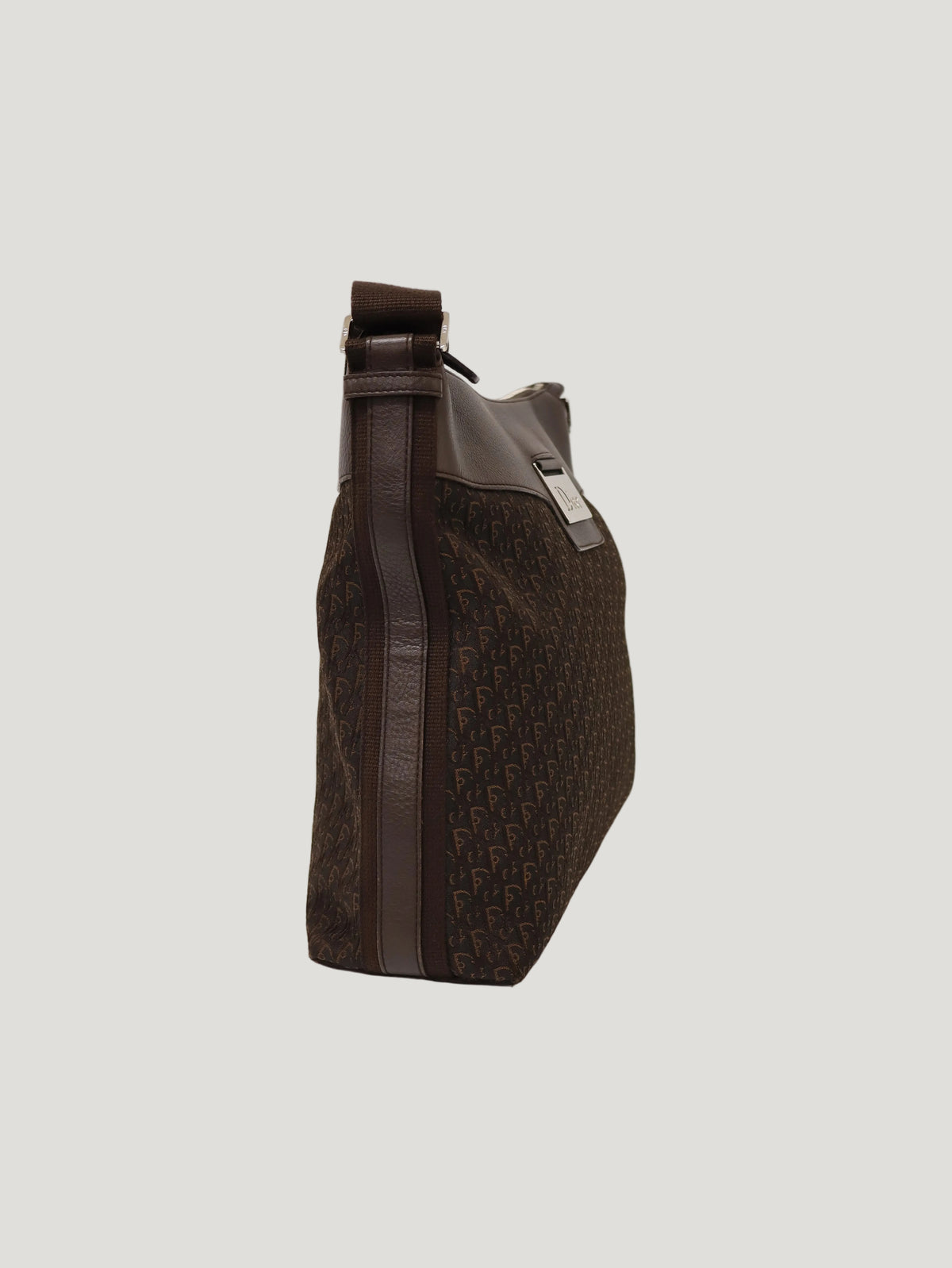 Street Chic One-Shoulder Bag