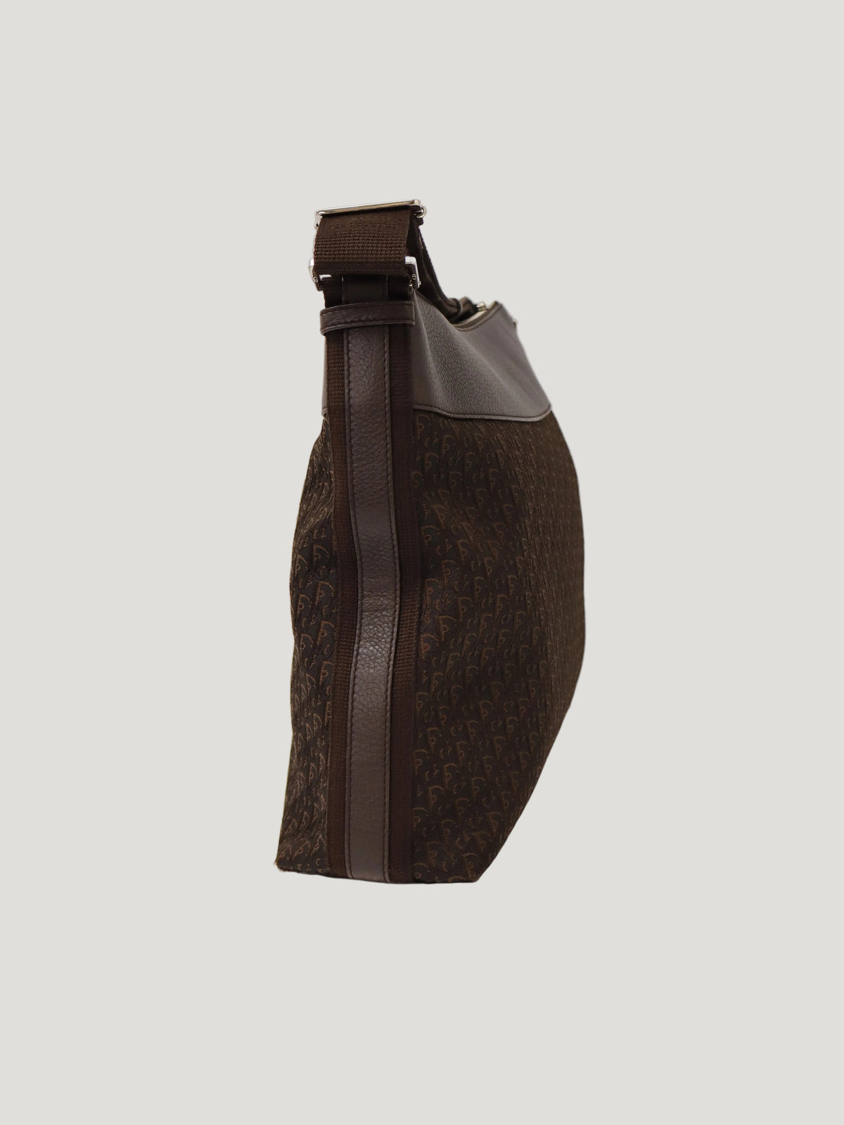 Street Chic One-Shoulder Bag