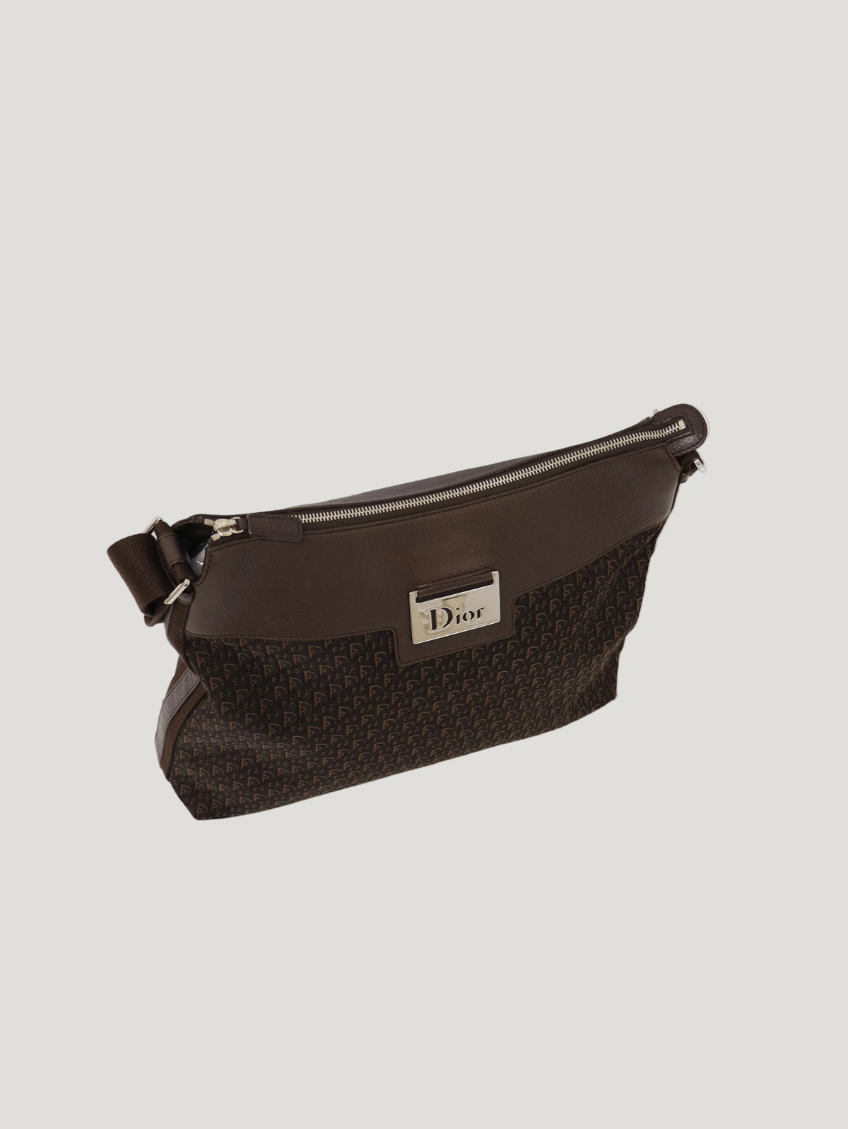 Street Chic One-Shoulder Bag