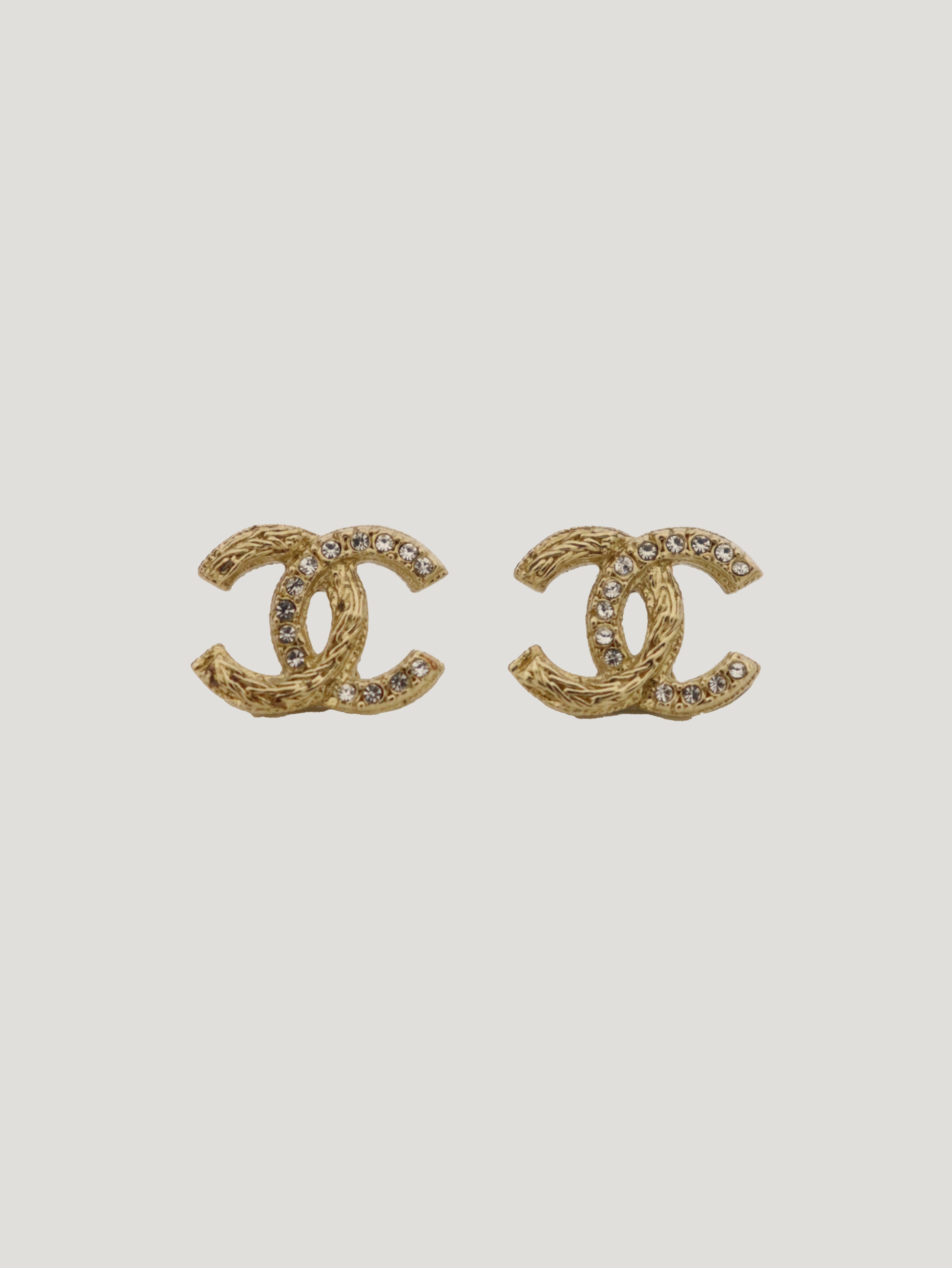 COCOラインストーンピアス – Hedy