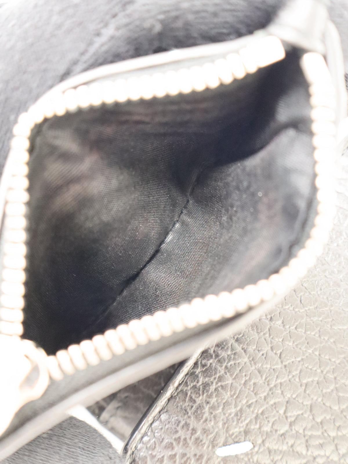4 Stitch Compact Wallet