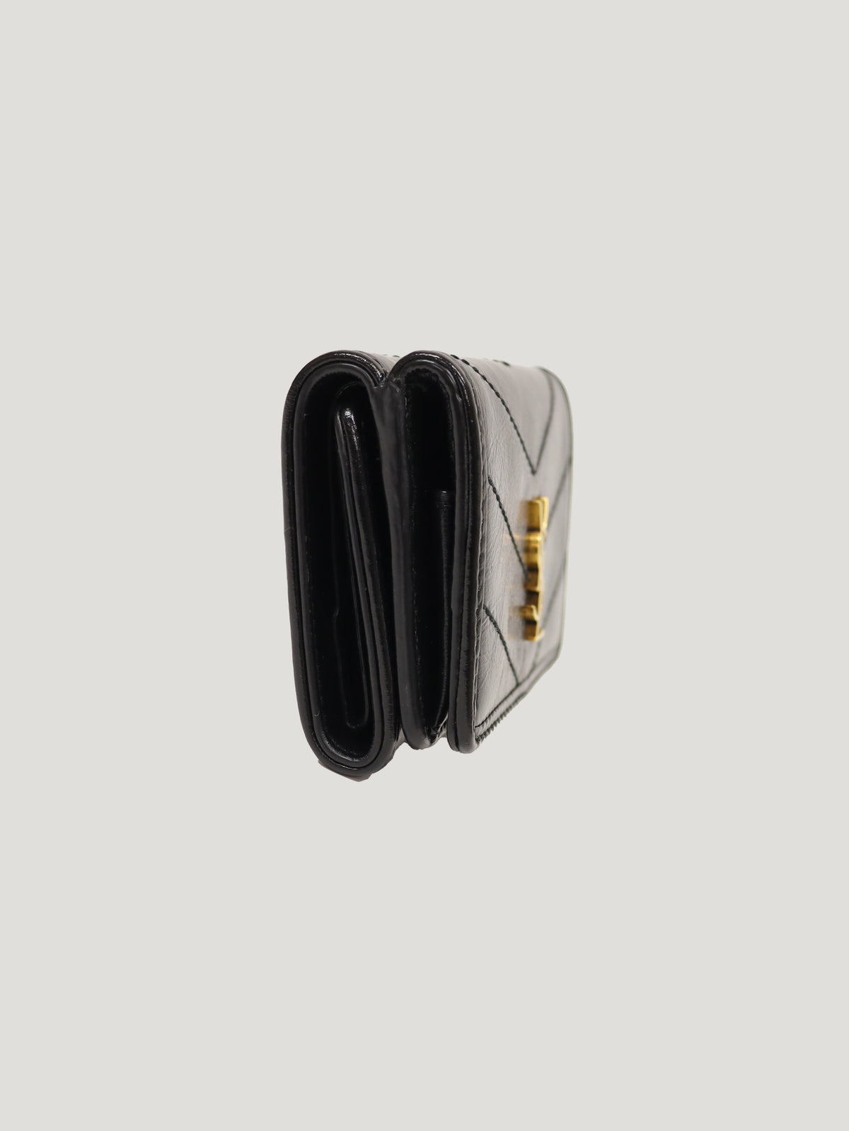 ロゴ金具レザーコンパクトウォレット