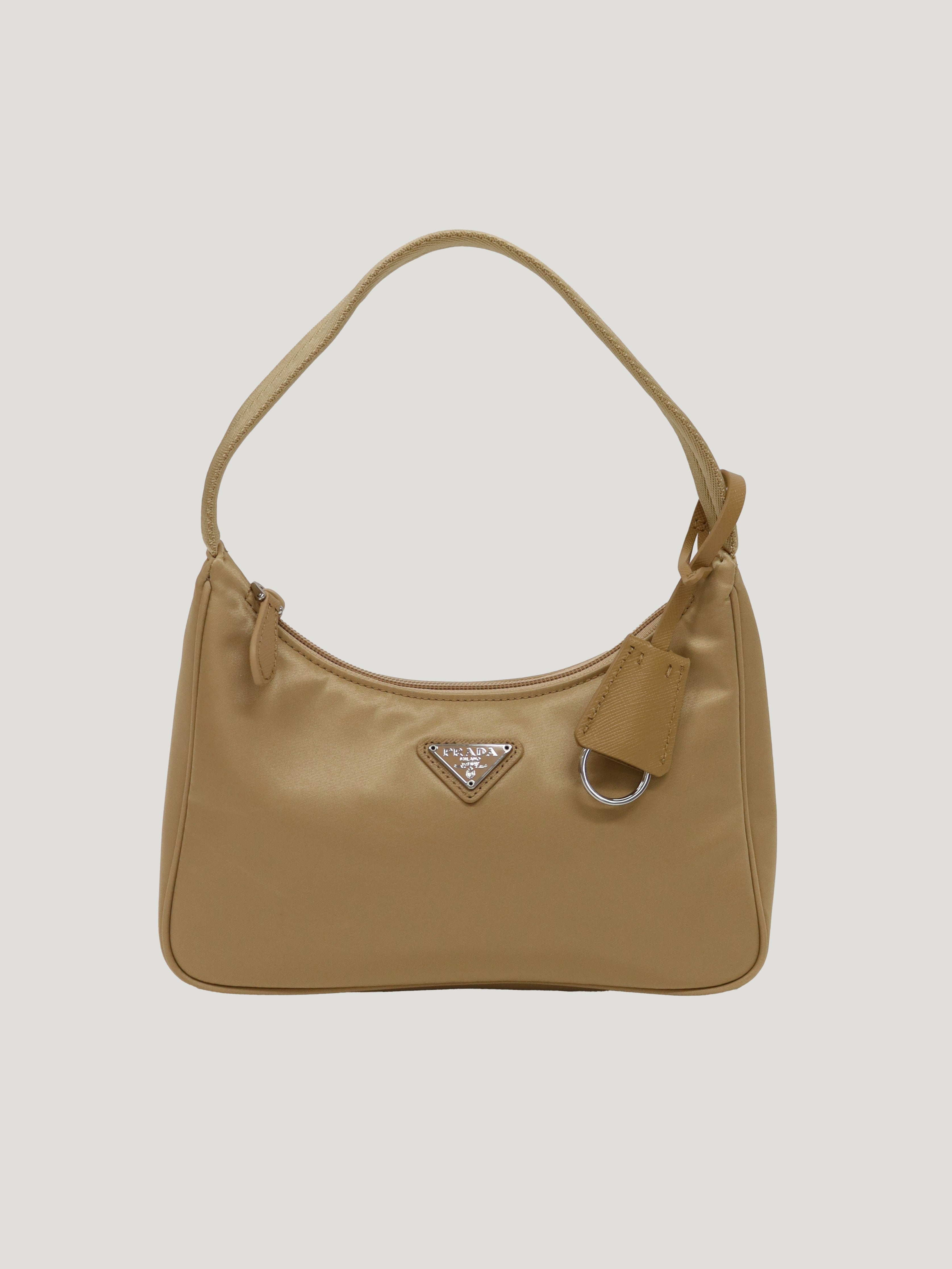 Re-Edition 2000 三角ロゴ金具ナイロンハンドバッグ – Hedy