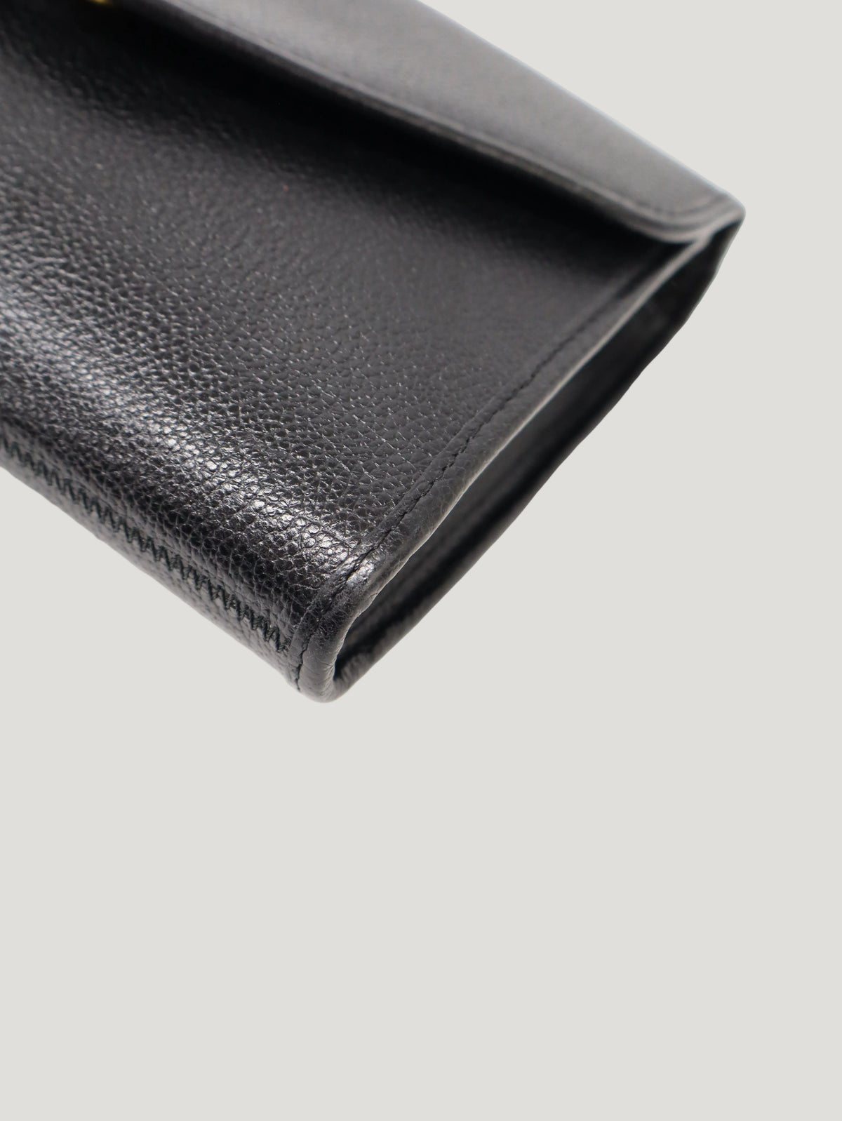CD Logo Leather Chain Shoulder Bag