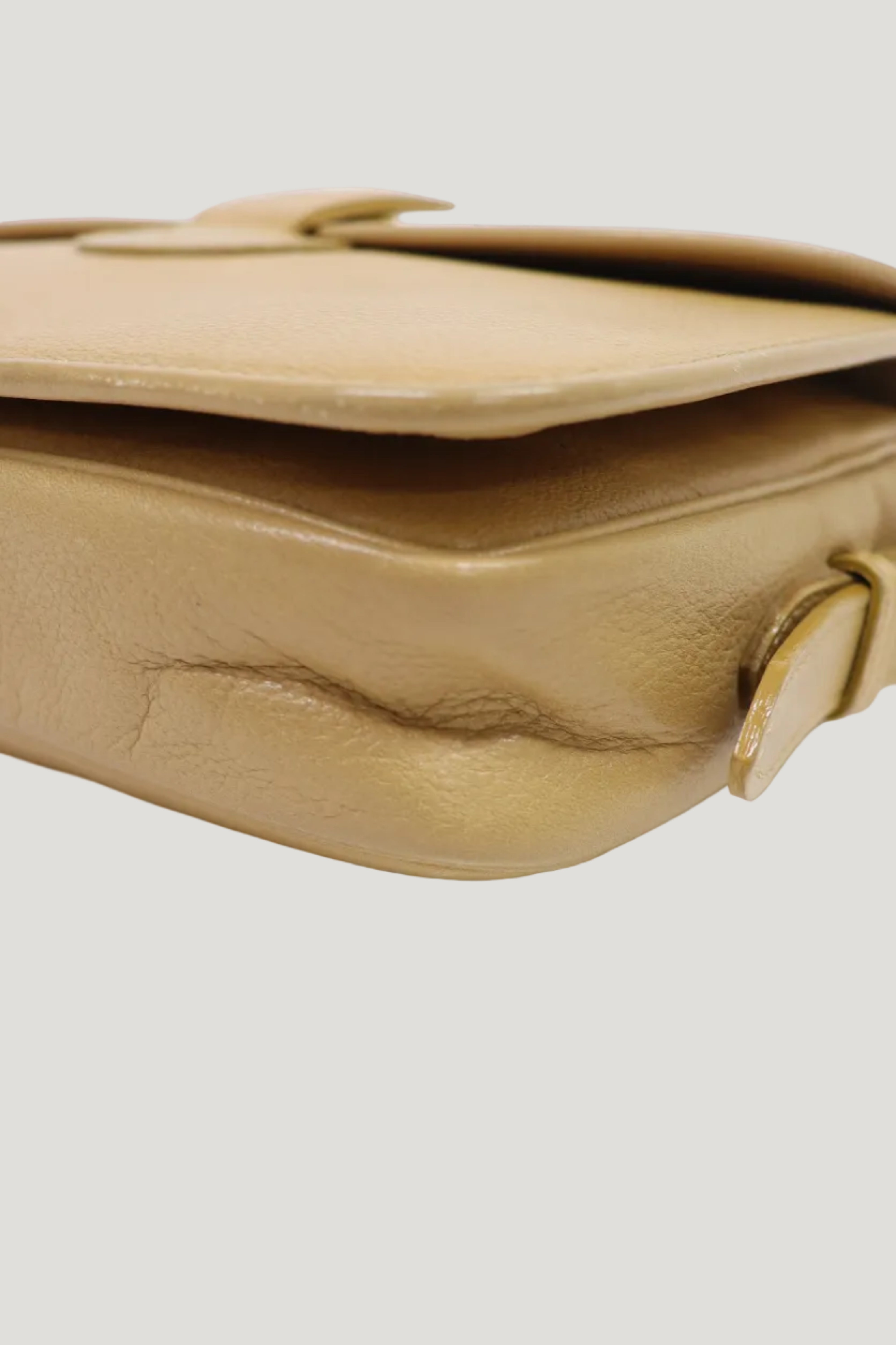 Logo leather shoulder bag