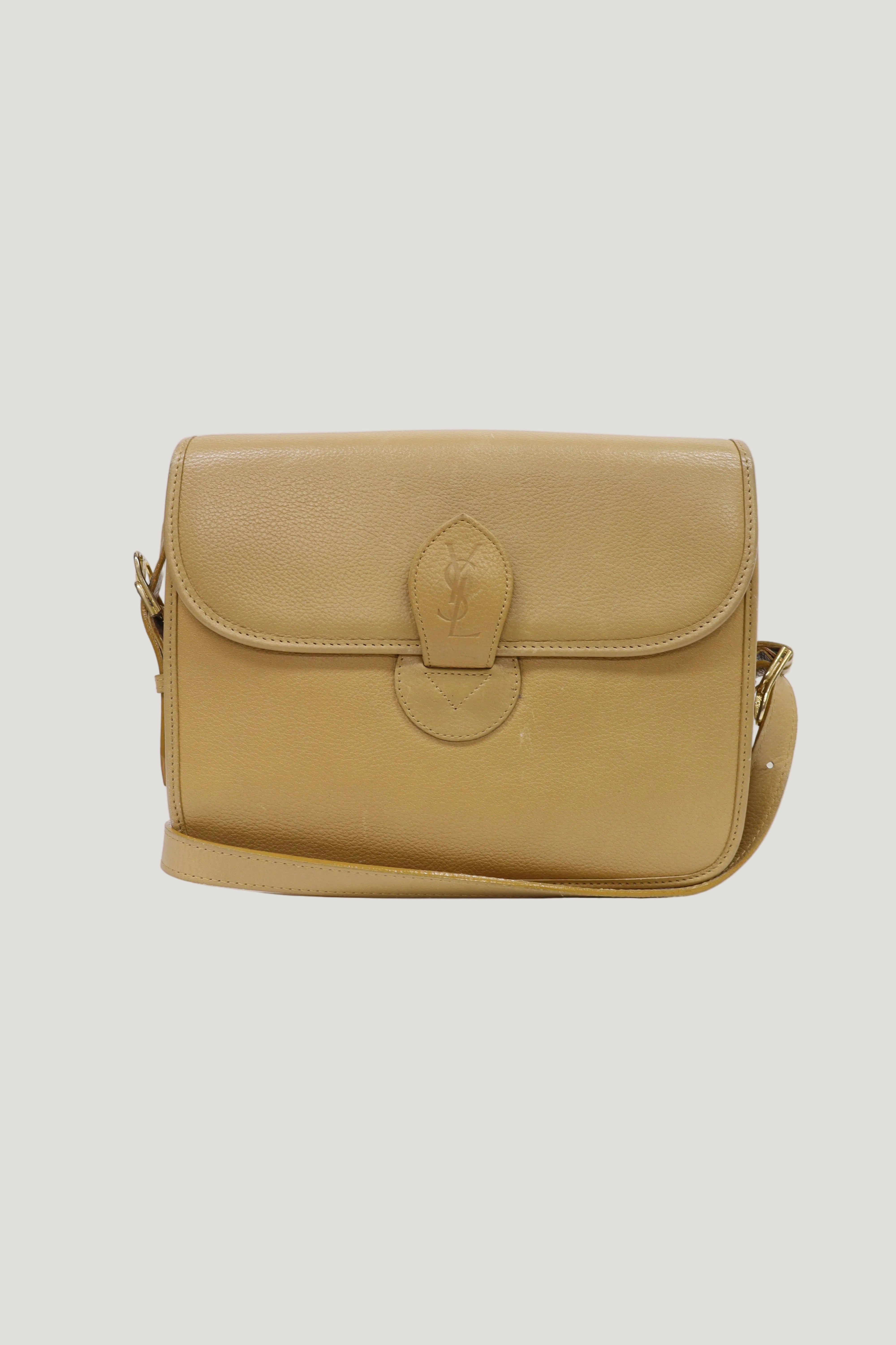 Logo leather shoulder bag