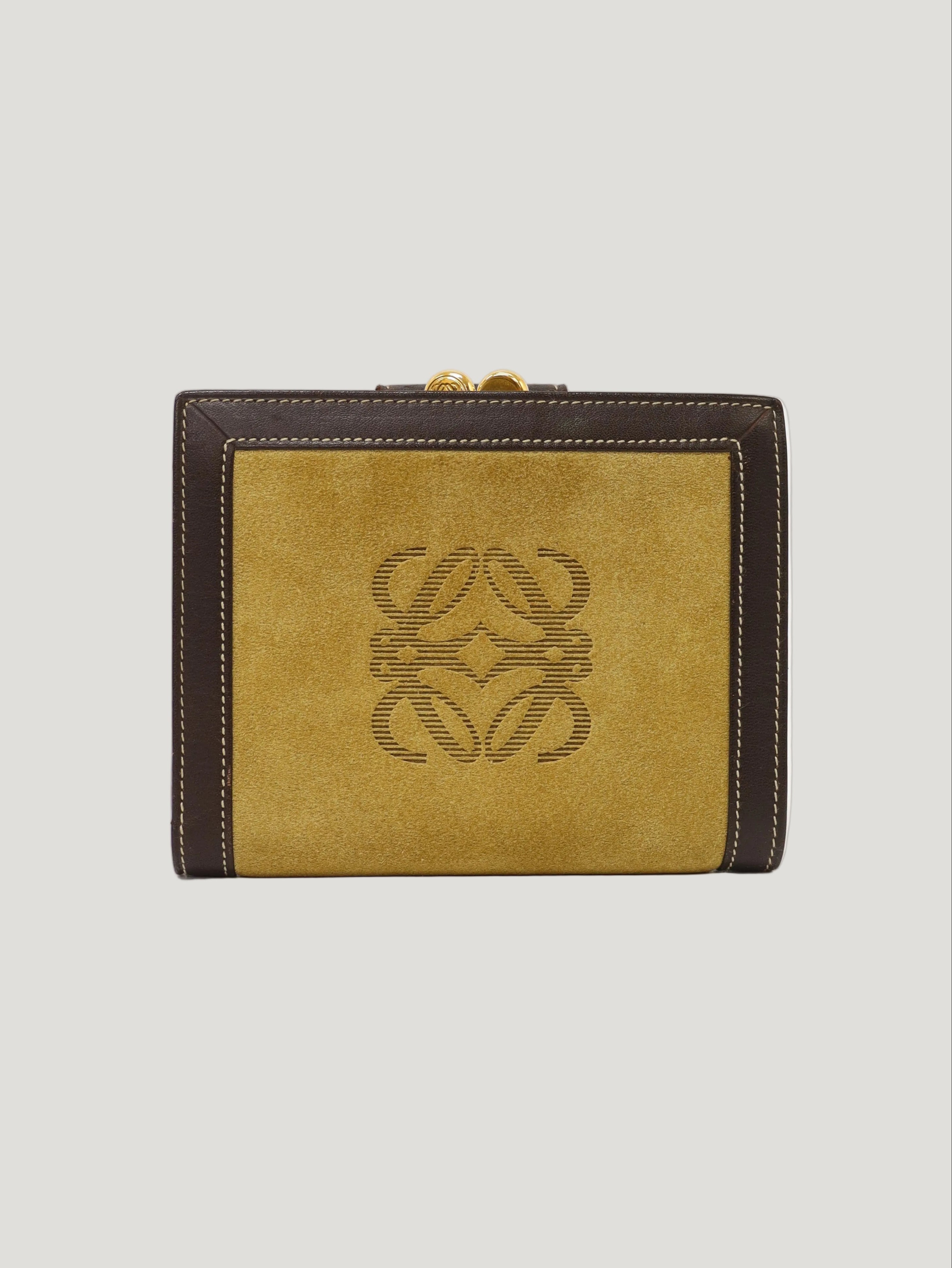 Anagram Suede GAMA Wallet