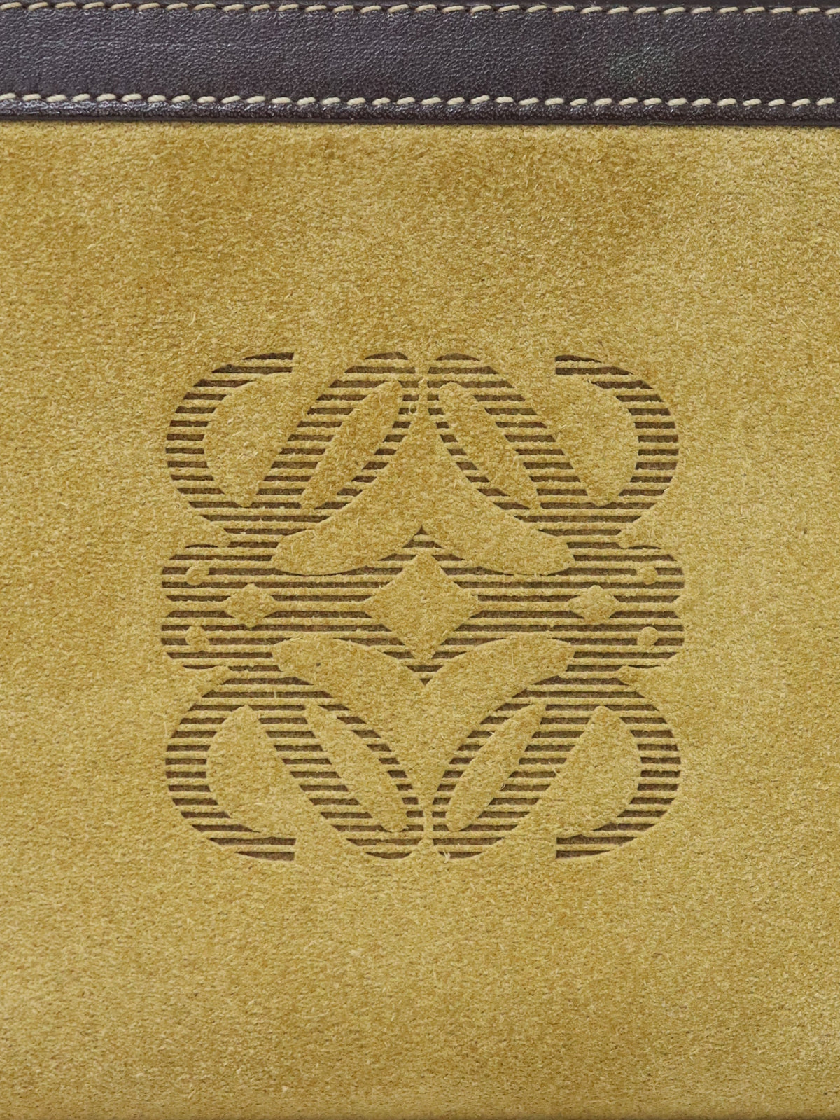 Anagram Suede GAMA Wallet