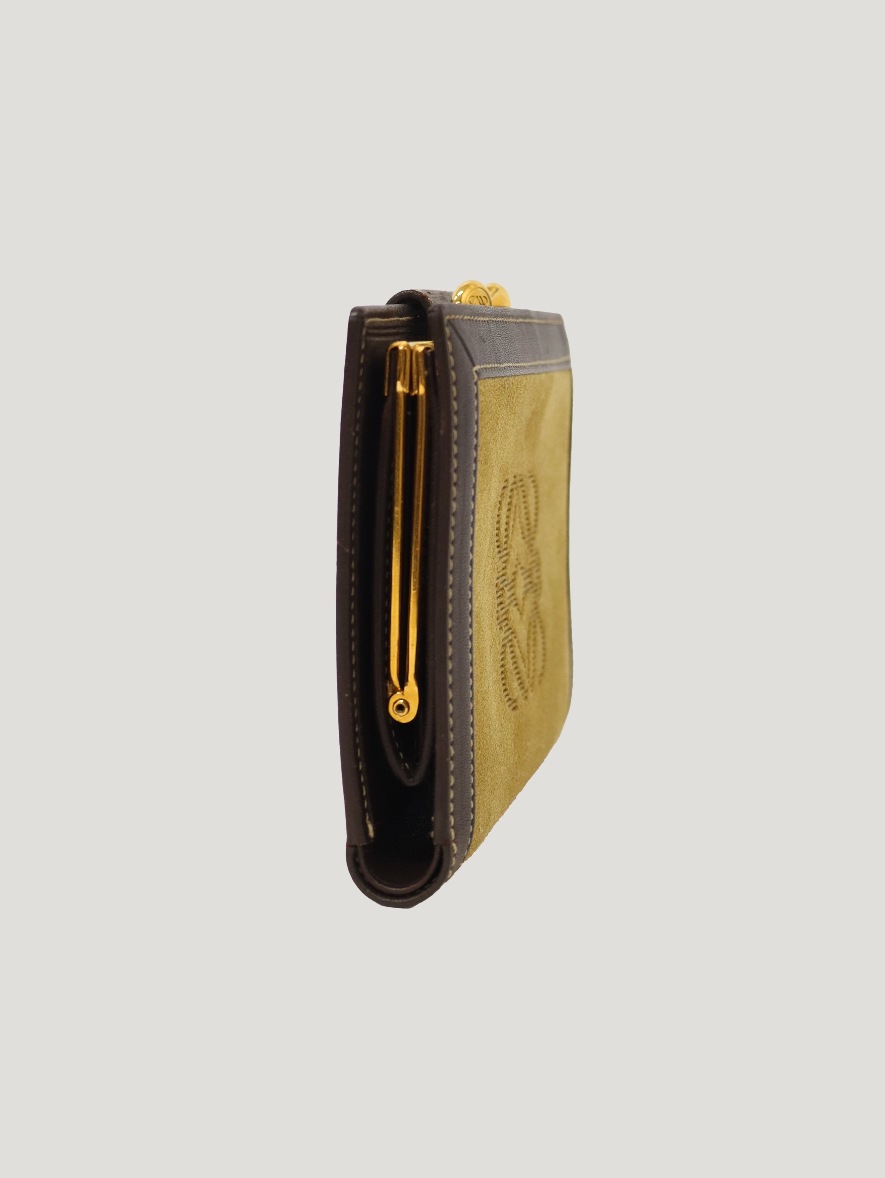 Anagram Suede GAMA Wallet