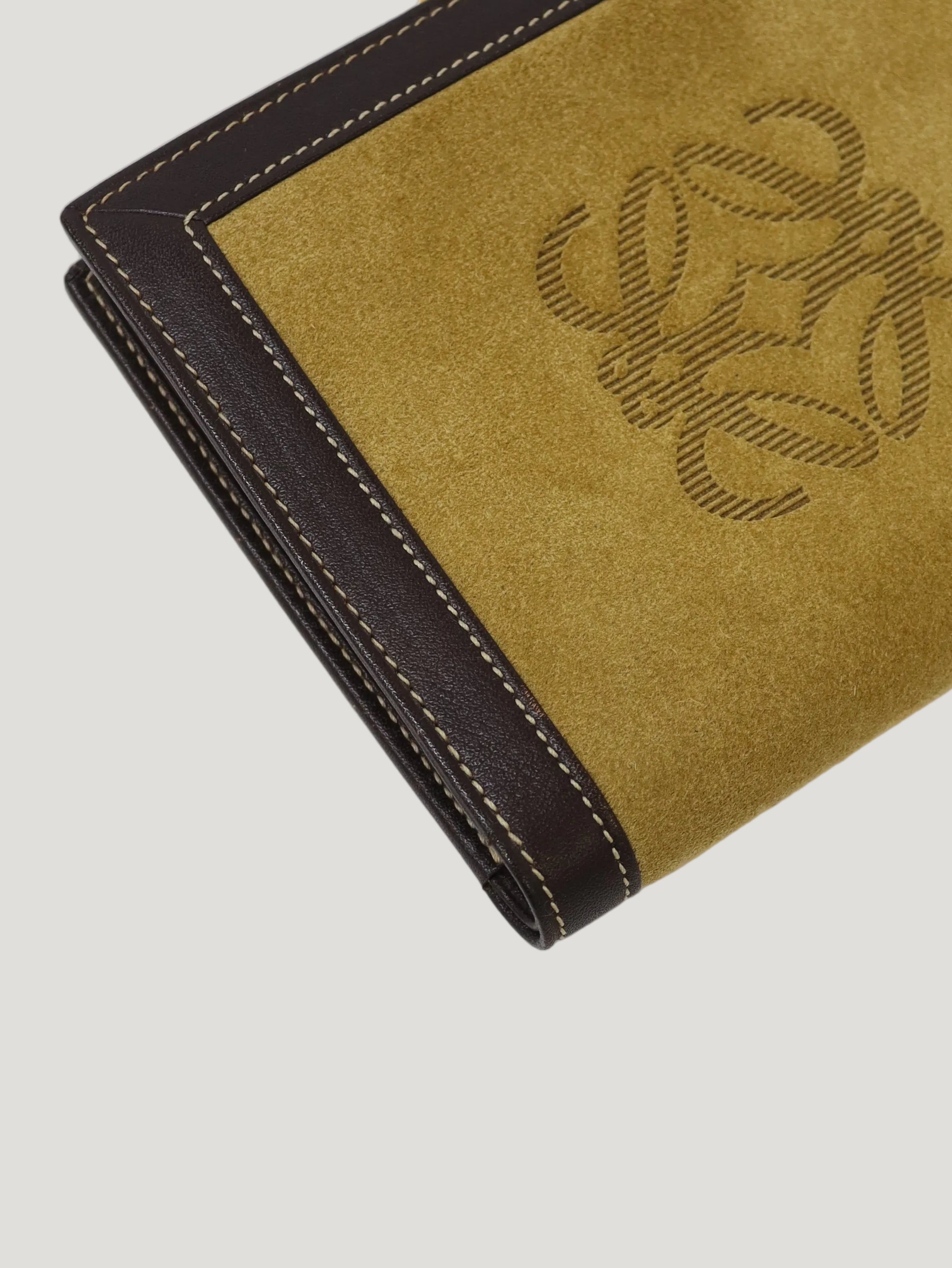 Anagram Suede GAMA Wallet