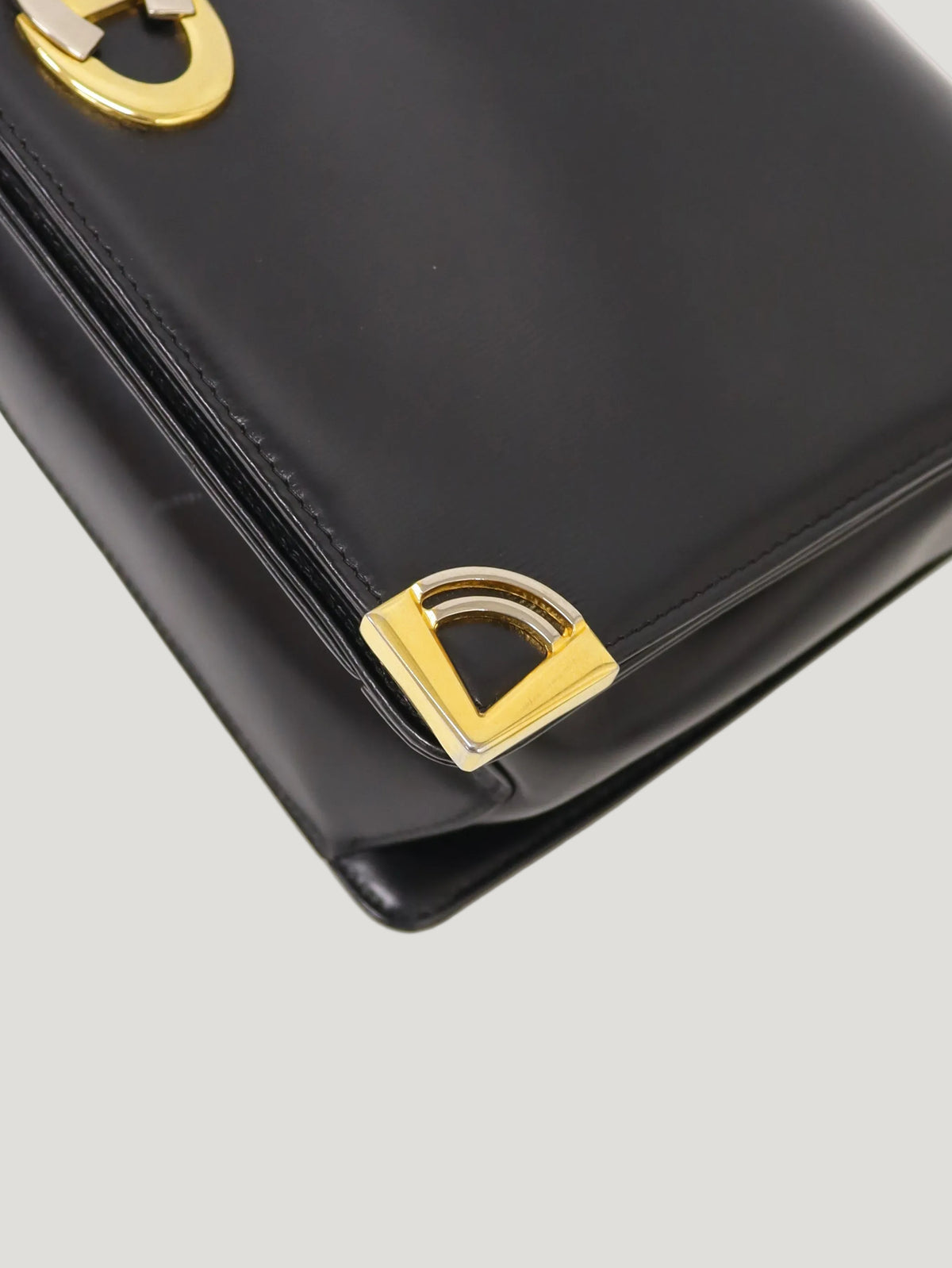 CD金具レザーワンショルダーバッグ
