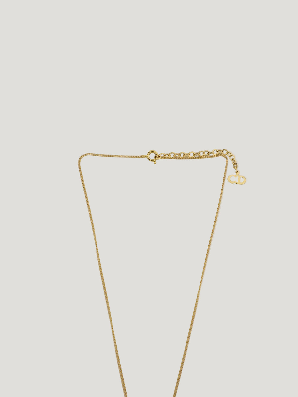 CD Twist Round Necklace