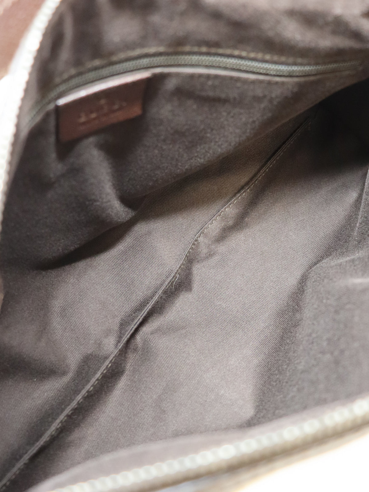 GG Canvas One Shoulder Bag