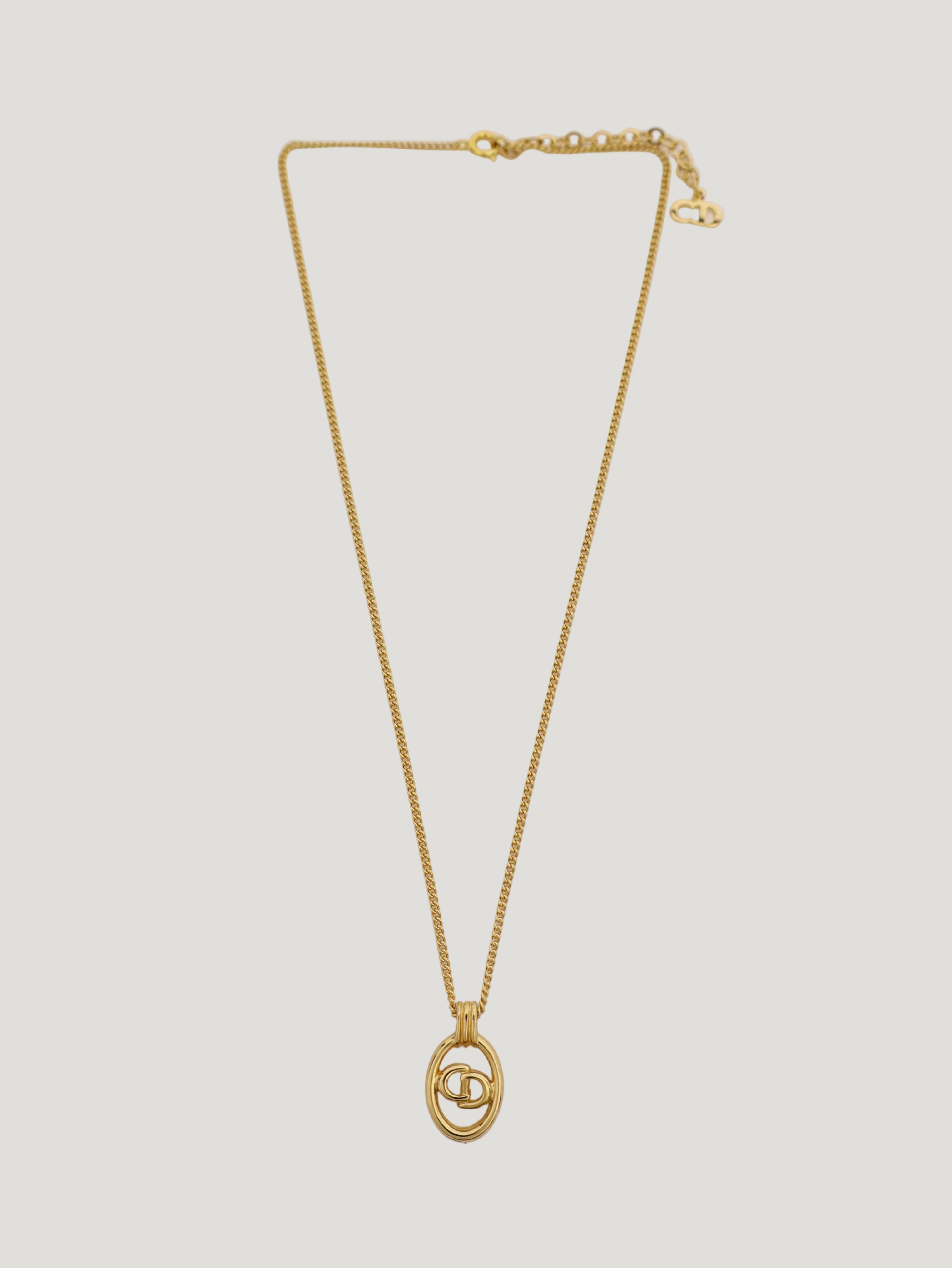 CD Oval Necklace