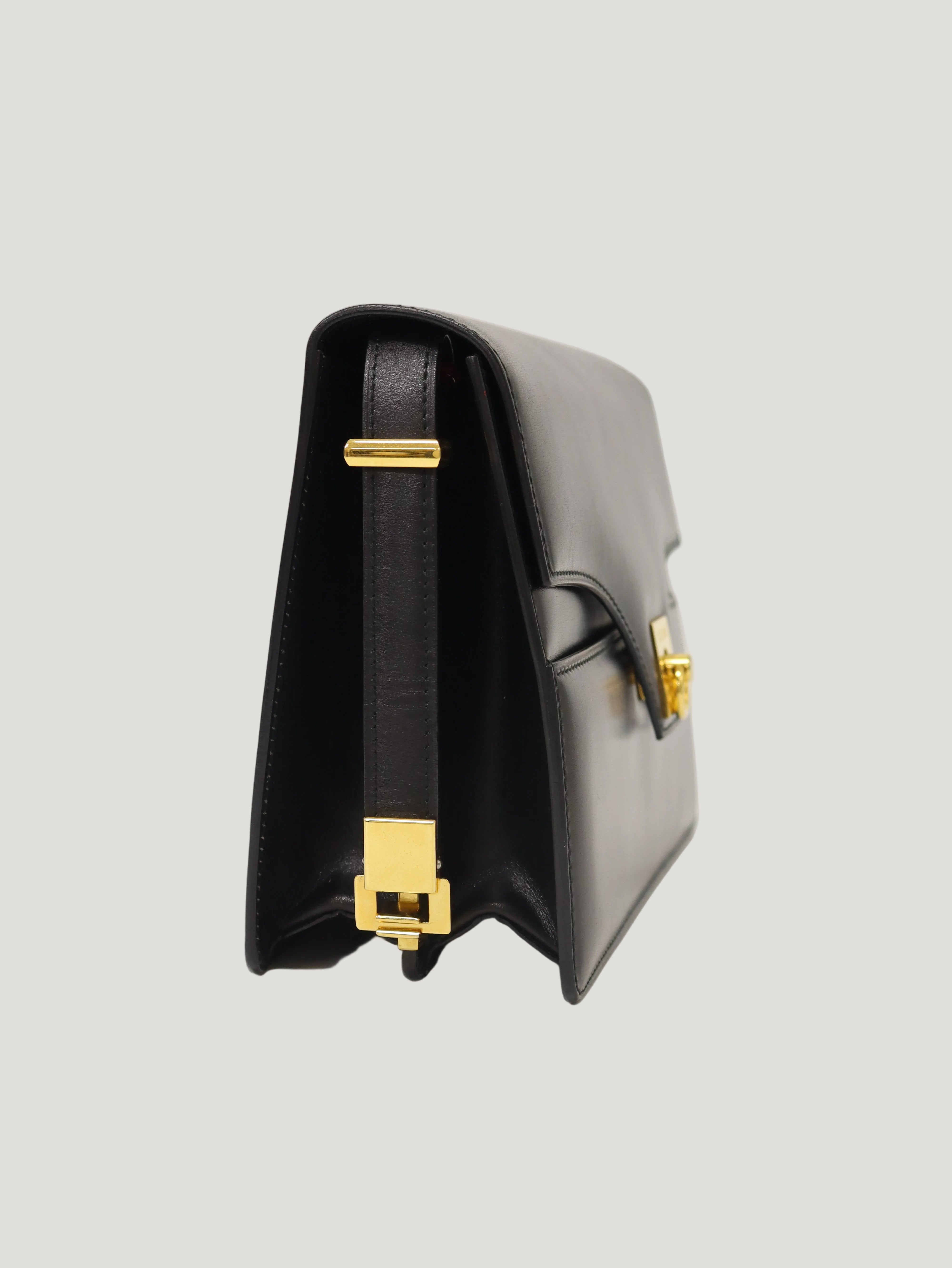 Gancini Hardware Leather One Shoulder Bag