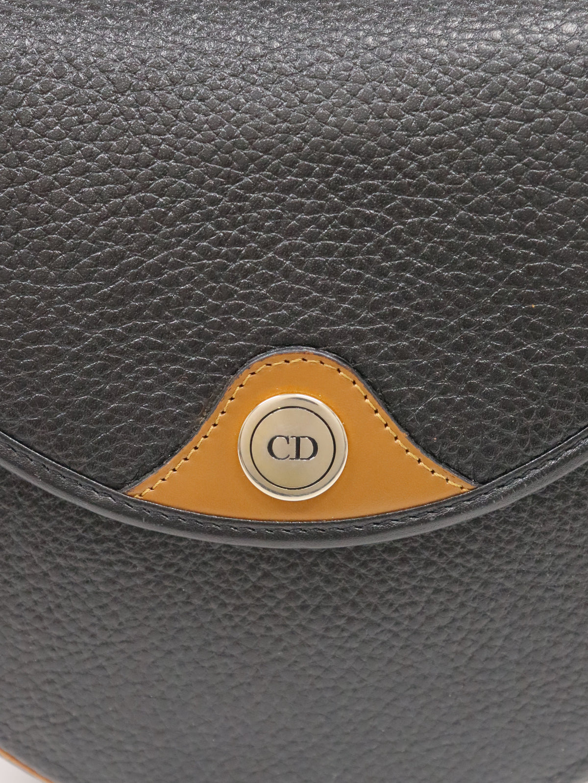 CD金具レザーショルダーバッグ