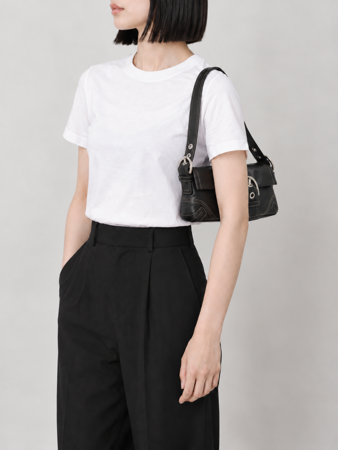 Soho leather one-shoulder bag