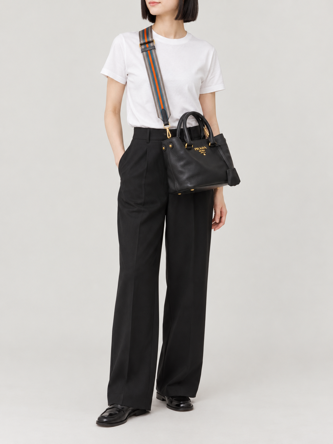 Logo hardware leather 2-way bag