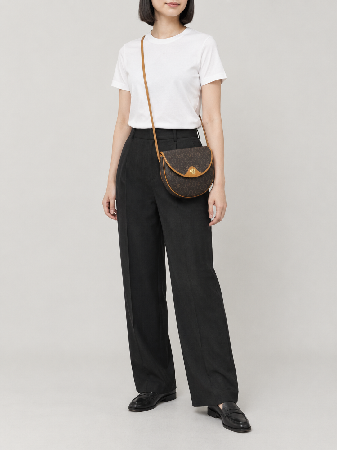 ハニカム柄ショルダーバッグ